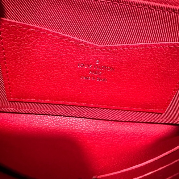 ♥️EUC Louis Vuitton Red Women's Wallet♥️ - Picture 5 of 7